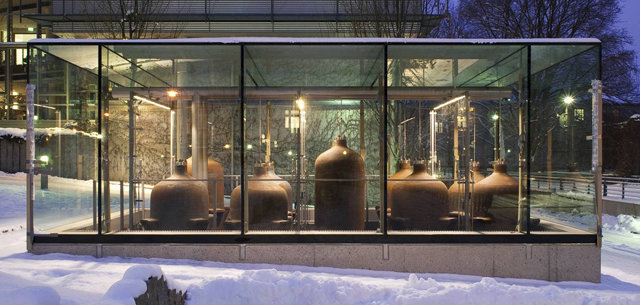 Heliumverflüssigungsanlage IFW